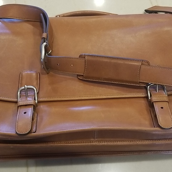 Coach gorgeous camel colored leather briefcase - Picture 2 of 16